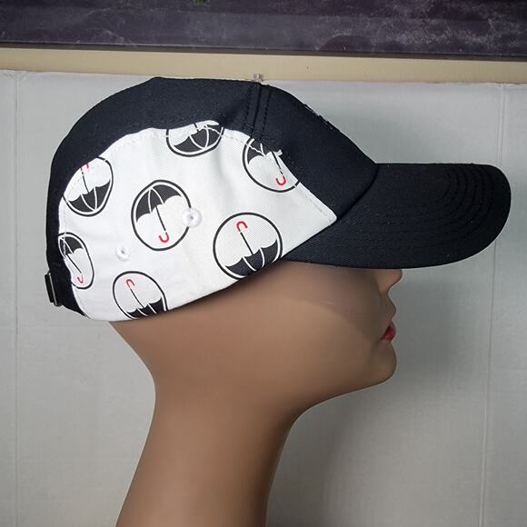 The Umbrella Academy B&W Adjustable Ball Cap "UT Malum Pluvia" - OSFM NWOT - Picture 5 of 8